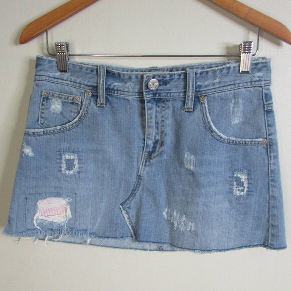 American Eagle Outfitters Dresses & Skirts - American Eagle Mini Skirt 6 Distressed Denim